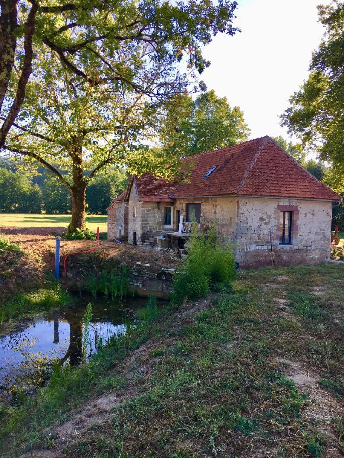 Le Moulin De Lassalle Curemonte Buitenkant foto